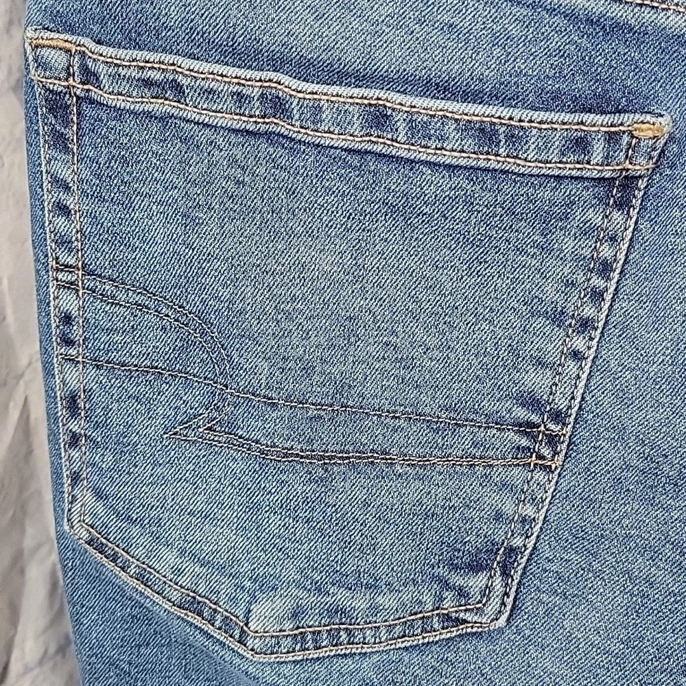 AMERICAN‎ EAGLE Stretch Women's 90's Straight Jeans Size 6